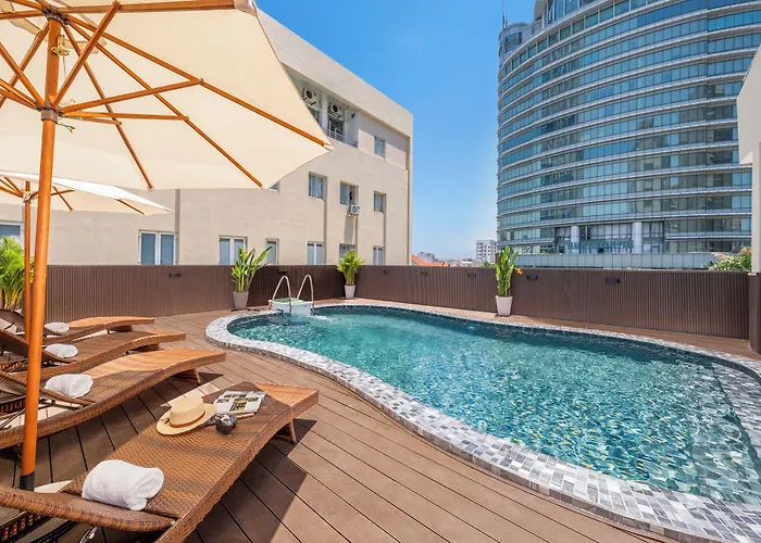 Design hotel Danang Petro